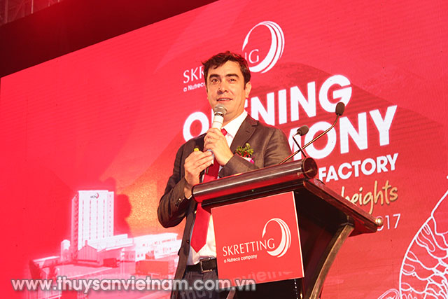 Ông Marc Le Poul, Tổng Giám Đốc Skretting châu Á phát biểu tại buổi lễ