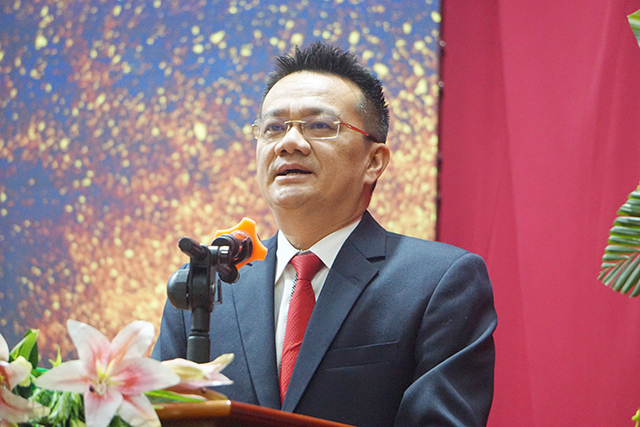 Hợp lực - Vươn xa Hợp lực - Vươn xa