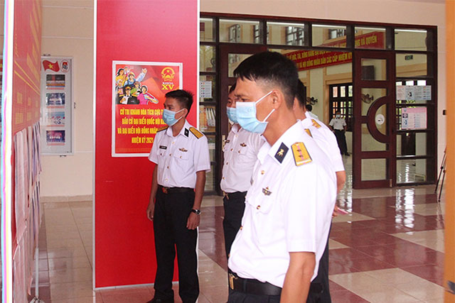bầu cử ở trường sa