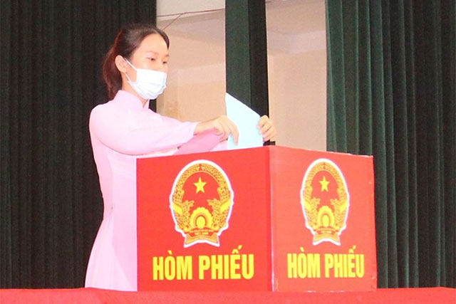 bầu cử ở trường sa