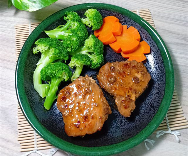 cá ngừ phi lê áp chảo