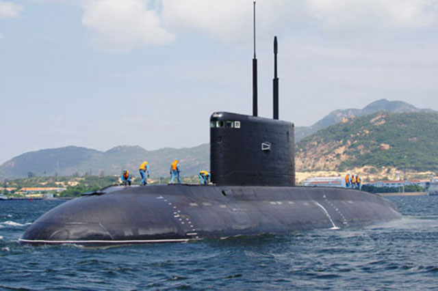 tàu ngầm