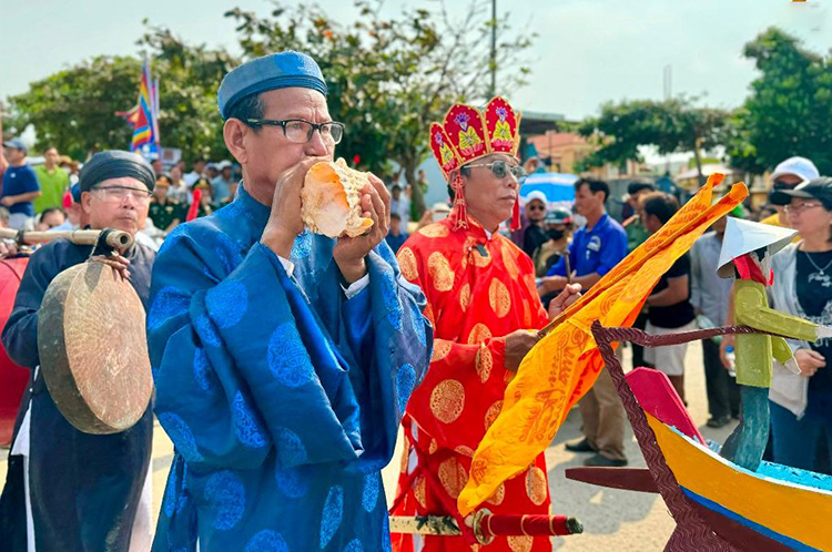 Lễ khao lề thế lính