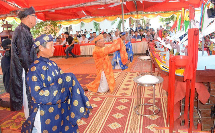 Lễ khao lề thế lính