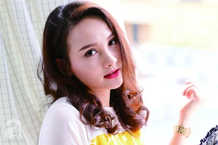 PGS.TS Trương Tuyết Mai, Phó Viện Trưởng Viện Dinh dưỡng Quốc Gia (Bộ y tế) trình bày nội dung tham luận tại Hội thảo M 007Win bet ưu đãi nạp đầu “Dầu cá Ranee và sức khỏe cộng đồng” 