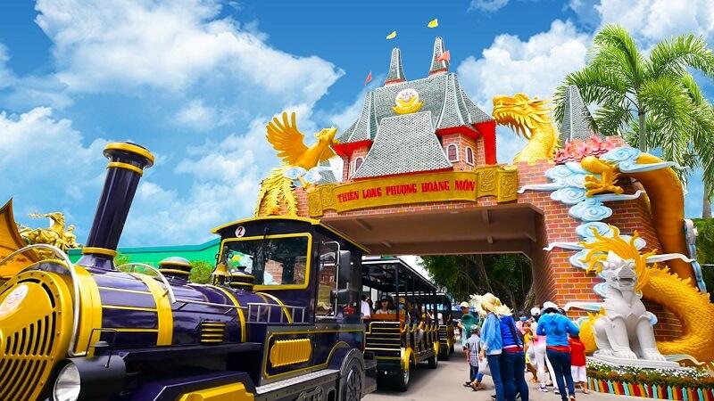 Tiêm vaccine cho cá   Ảnh: ST