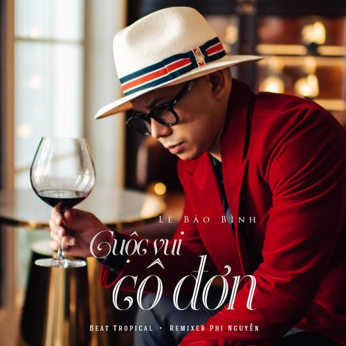 Thu hoạch tôm nuôi công nghệ cao tại Bạc Liêu   Ảnh: Phan Thanh Cường