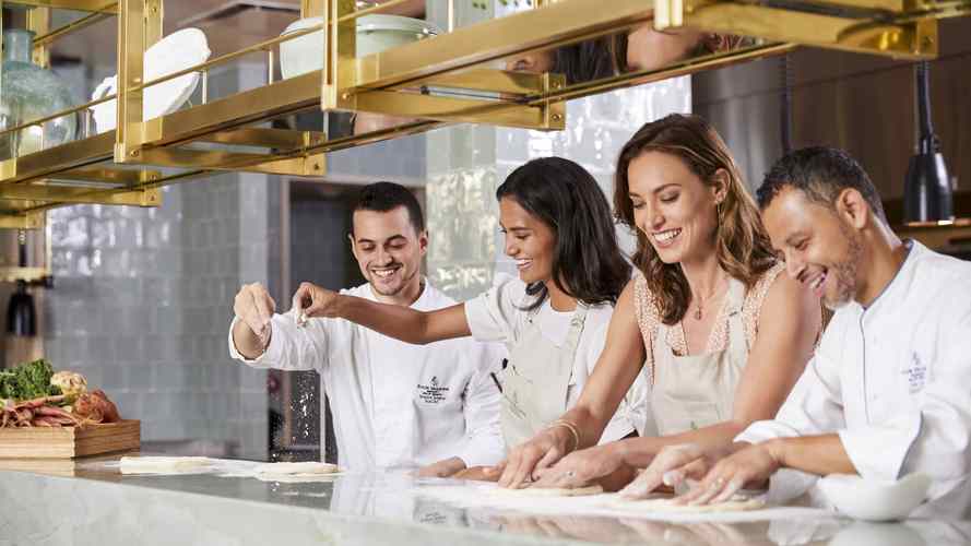 Nuôi tôm thâm canh ở Cà Mau cho năng suất cao