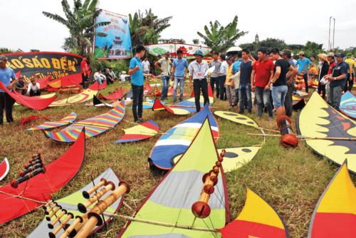 Tàu sắt SANG FISH 01 - của ngư dân Phan Bé tại TP Nha Trang (Khánh Hòa) vươn khơi đánh bắt