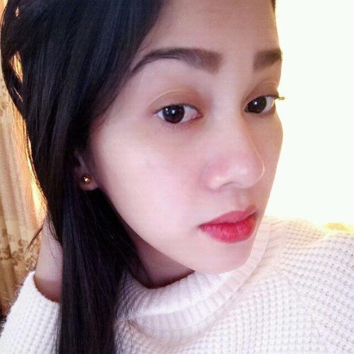 nhân viên công ty tôm giống hoàng vinh