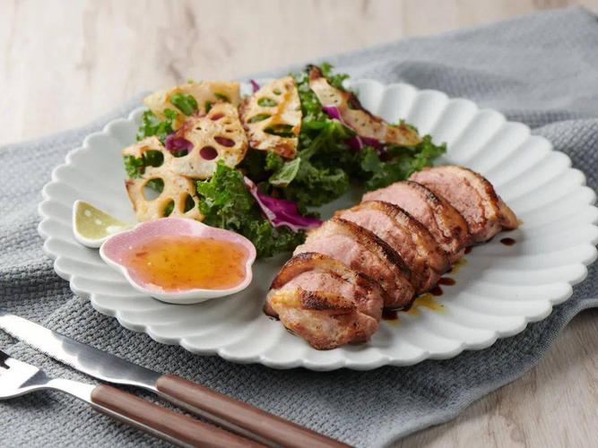 bà phan thị xinh hưởng phó chủ tịch hội phụ nữ tỉnh sóc trăng